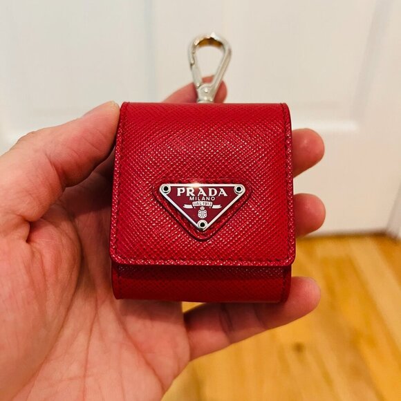 Brand new item PRADA AirPods case, with triangular logo and Saffiano leather - Picture 6 of 16